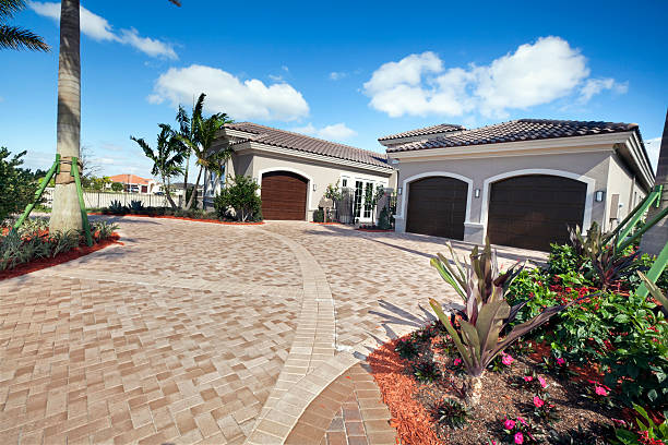 Best Professional Driveway Pavers  in Lauderhill, FL